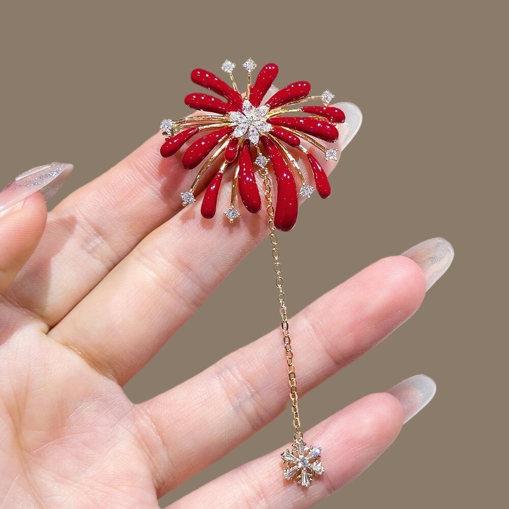 Vintage Gold Tassel Flower Brooch Elegant - Picture 5 of 6